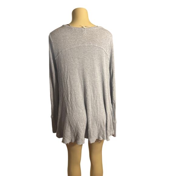 Wmen L We The Free People Scoop Neck Malibu Gray Waffle Tee Shirt Top Long Slv - Picture 4 of 6